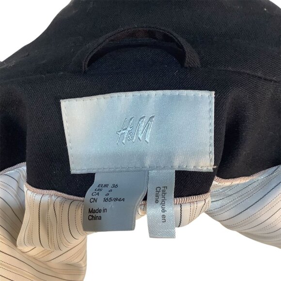 H&M Women's Blazer - Picture 3 of 5